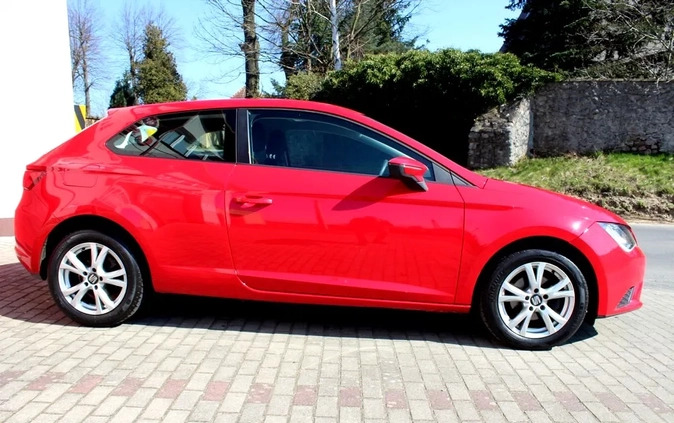 Seat Leon cena 30900 przebieg: 169000, rok produkcji 2015 z Ustrzyki Dolne małe 596